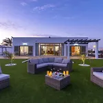 فيلة Pause By